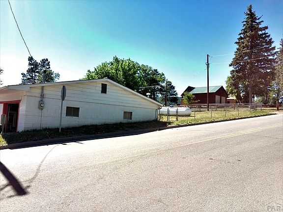 3rd image of 8898 Grand Ave