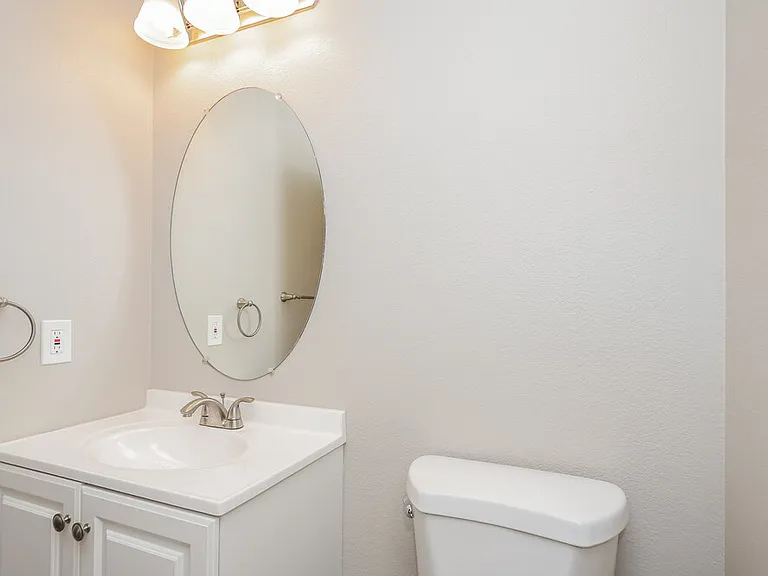9522 Green Spruce St — Photo 16