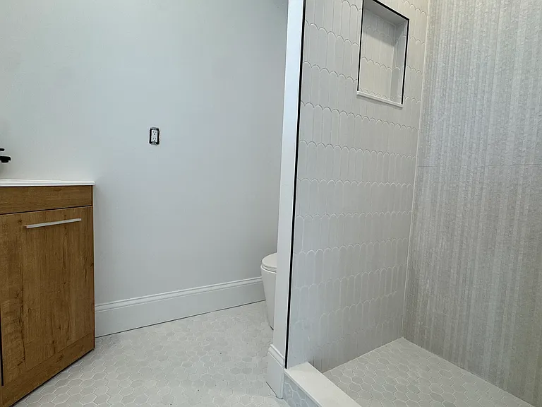 531 Bennington St #1 — Photo 6