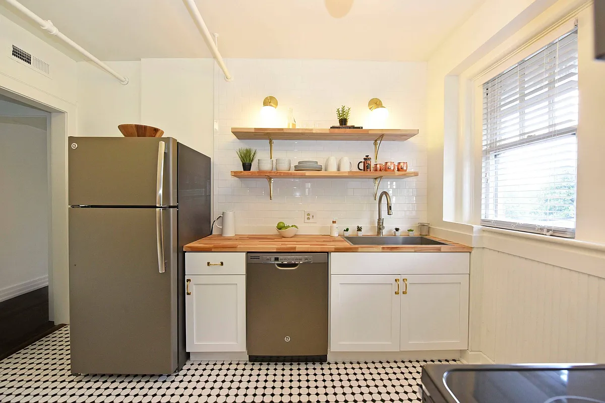 Well Appointed Kitchens - 604 Russell St