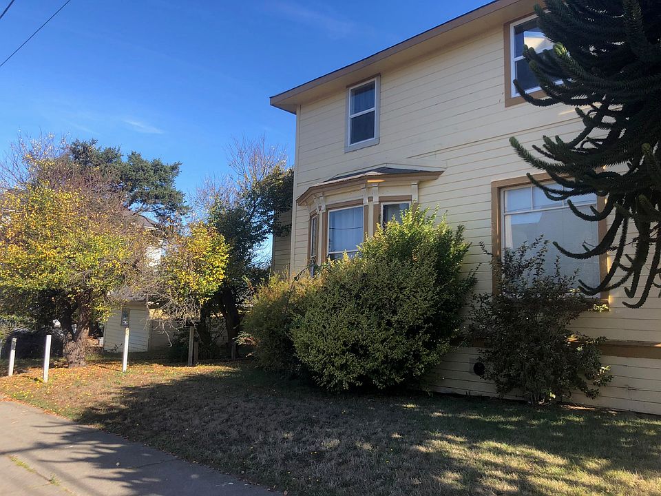 2nd image of 705 15th St