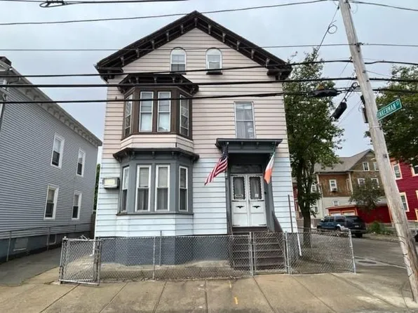 62 Candace St, Providence, RI 02908