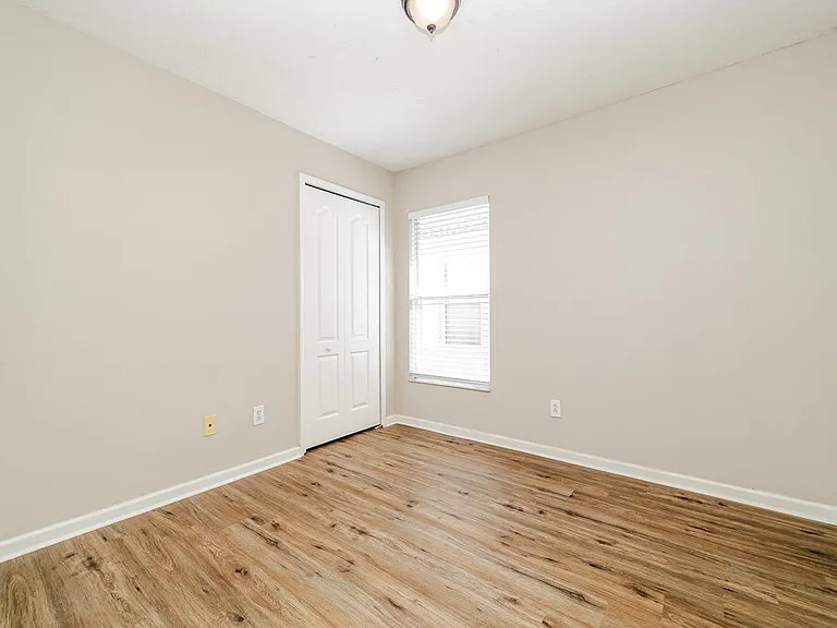 10422 Hunters Haven Blvd — Photo 13