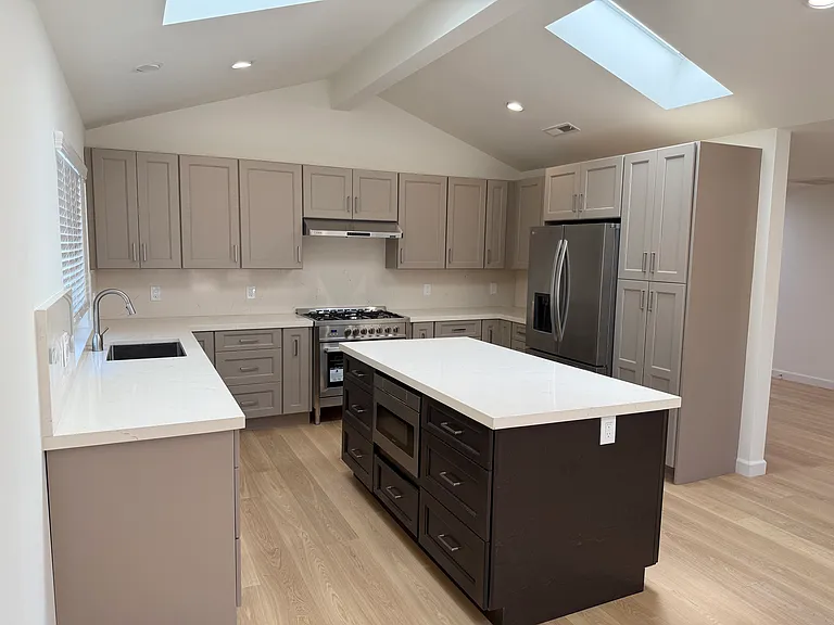 7603 Hollanderry Pl — Photo 13