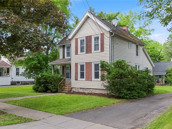 7 Hockeborne Ave, Auburn, NY 13021