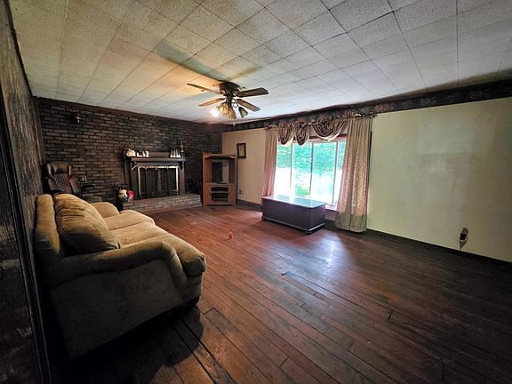 4th image of 55 Cletis Webb Rd