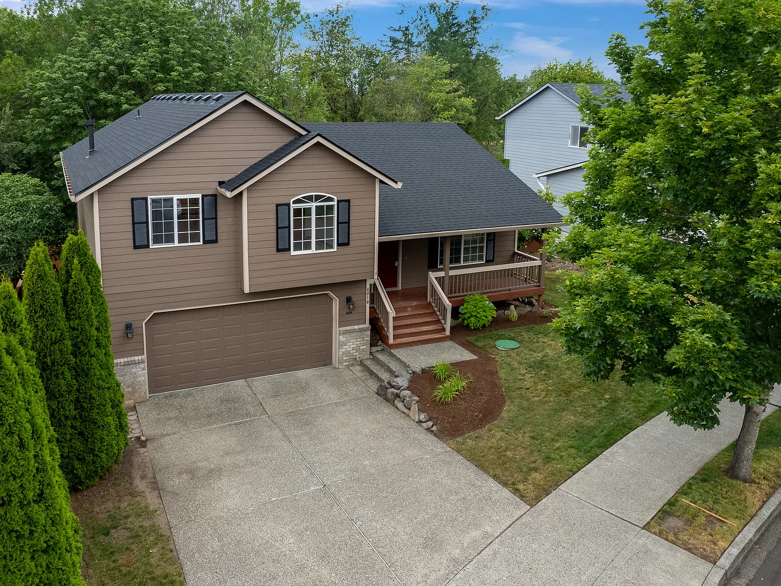 4010 SE Harmony Pl — Photo 3