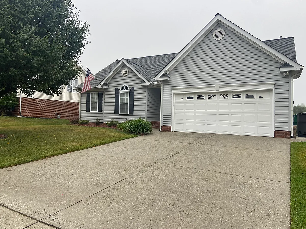 Building Photo - 3884 Eagleston Ct
