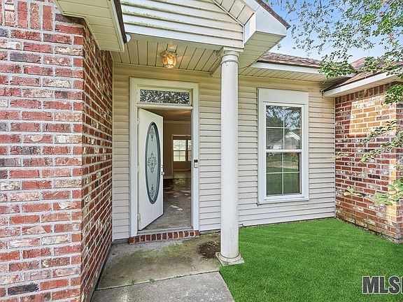 2nd image of 38267 Susan Ct