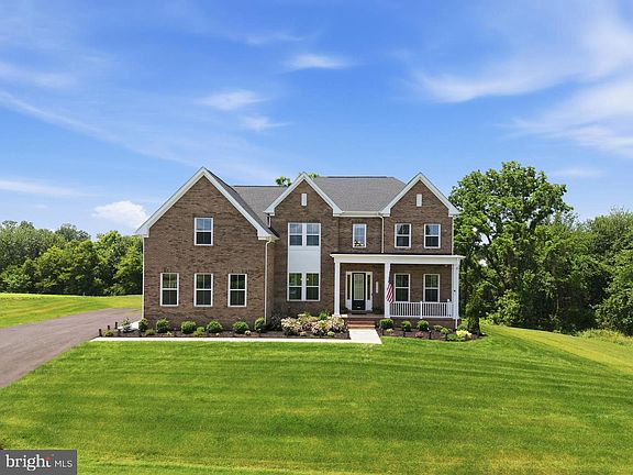 2nd image of 40452 Windyhill Farms Dr