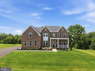 40452 Windyhill Farms Dr, Aldie, VA 20105