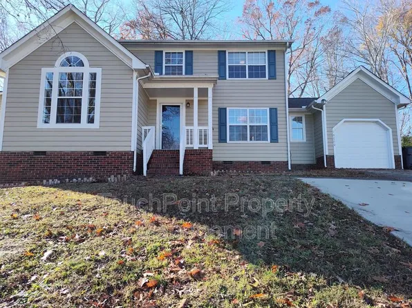 10000 Dunfries Rd, Matthews, NC 28105