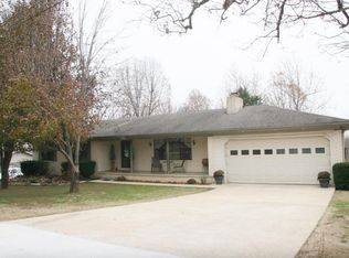 111 Oak Dr, Harrison, AR 72601