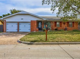 1812 Symphony Ln, Midwest City, OK 73130