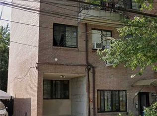 71-60 162nd St #2, Fresh Meadows, NY 11365