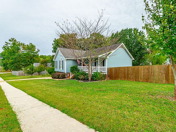 4th image of 622 Ashbrook Dr