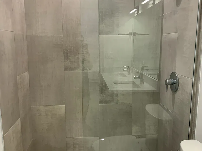 5544 W Montrose Ave #3W — Photo 10