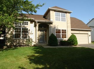 3117 Stratton Ln, Aurora, IL 60502