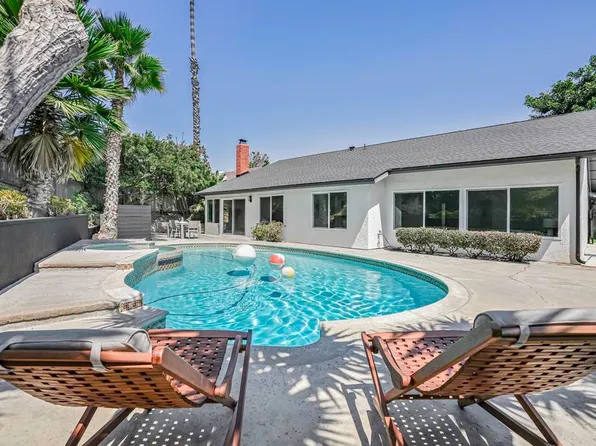 1735 Woodbine Pl, Oceanside, CA 92054