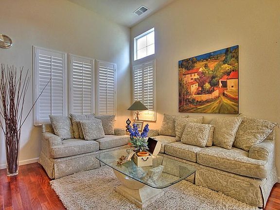 4th image of 4519 Middle Park Dr