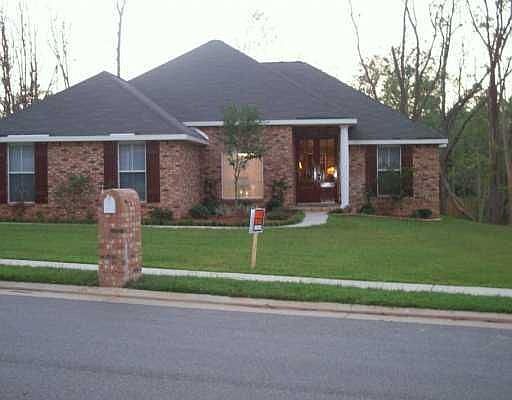 1st image of 13713 Hidden Oaks Dr