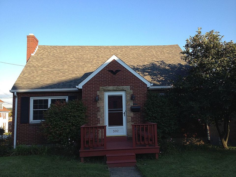 1st image of 302 S 5th St