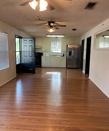 2nd image of 238 Wild Oak Dr