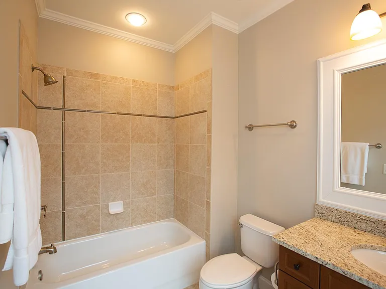 653 Lockton Pl — Photo 44