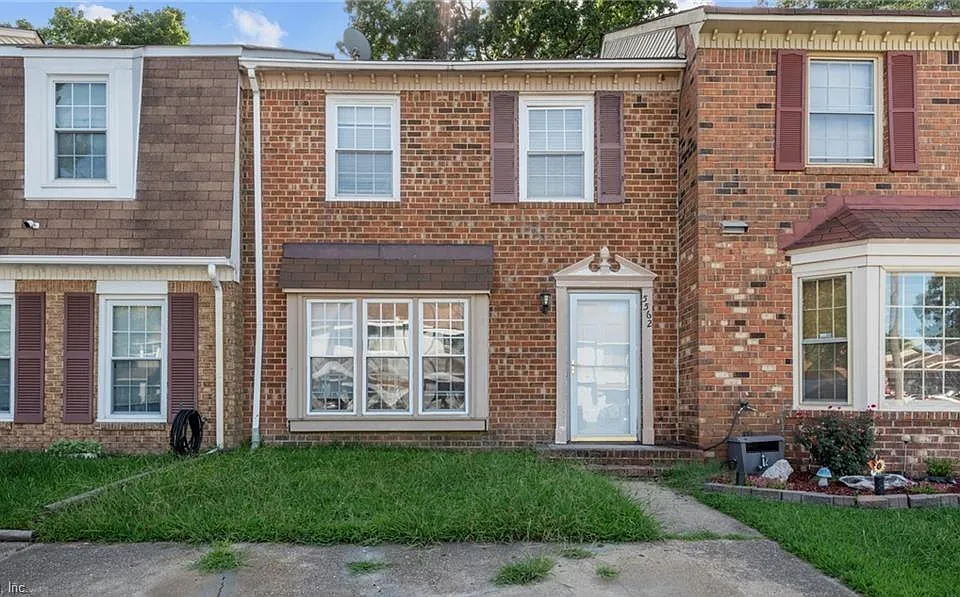 5562 Keydet Dr #1
