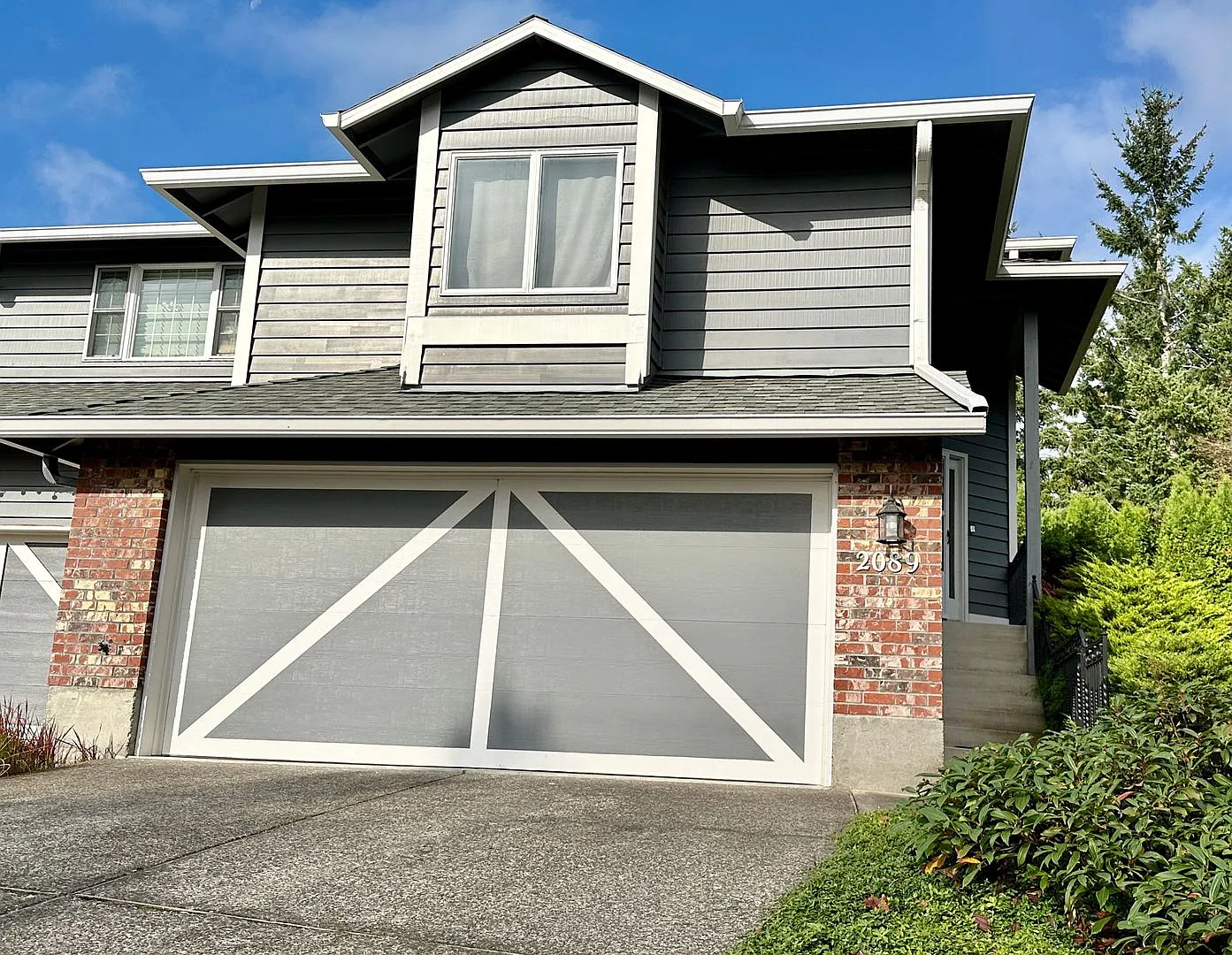 2089 Sunray Cir photo 1