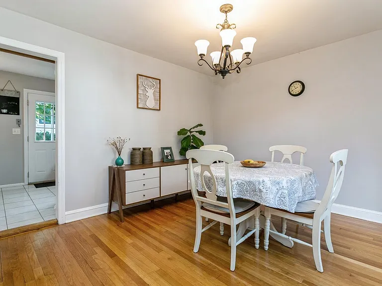 26 Pleasant Ave — Photo 14