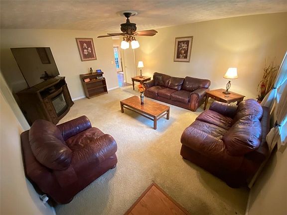 2nd image of 7417 Snowflake Dr