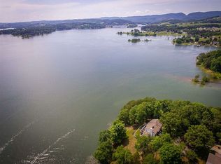 692 Turtle Pointe Rd, Bean Station, TN 37708