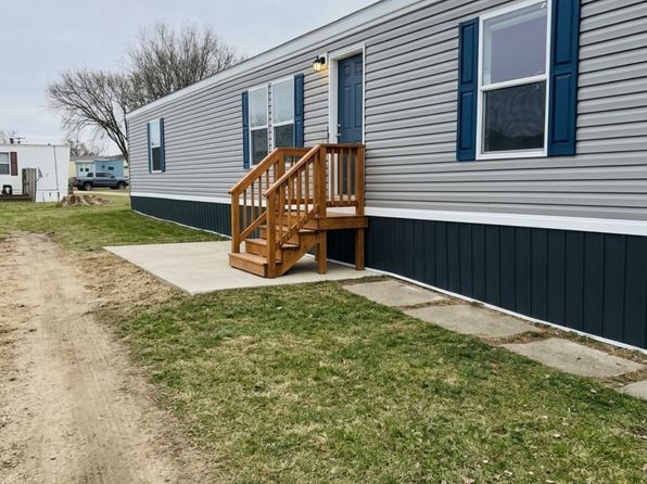 15 Pynes Dr