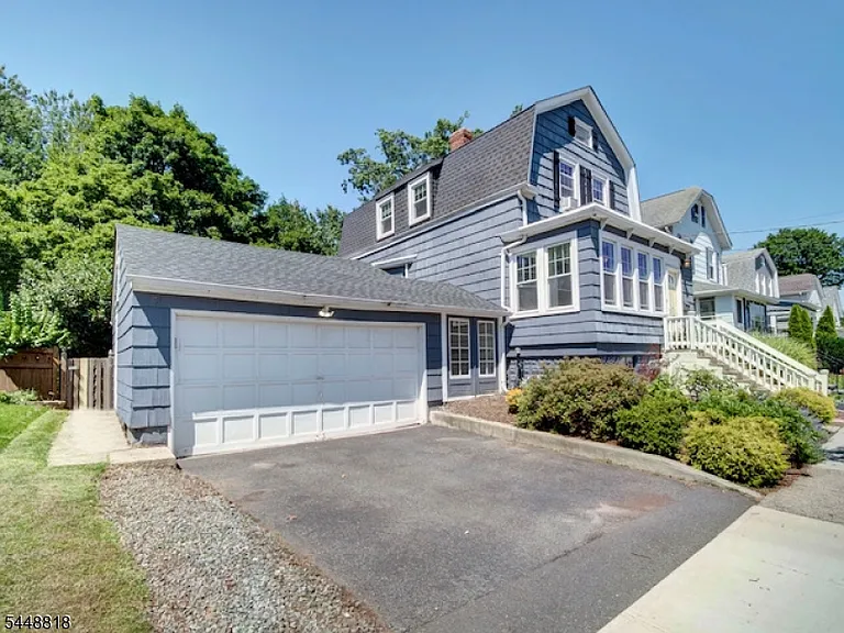 158 Lexington Ave — Photo 32