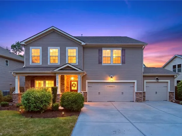 959 Longleaf Pine Pl, Mebane, NC 27302