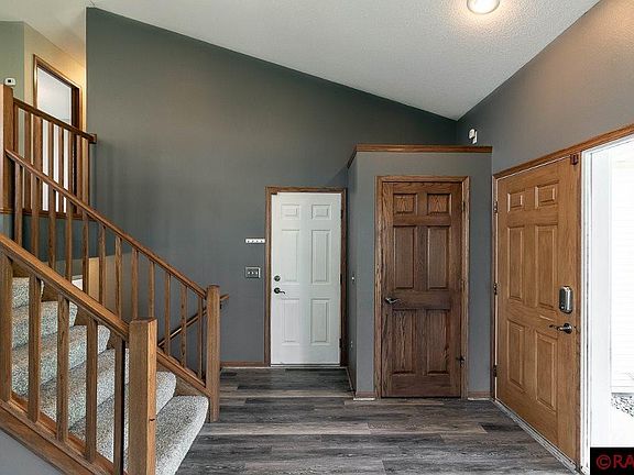 2nd image of 760 Kraus Ct