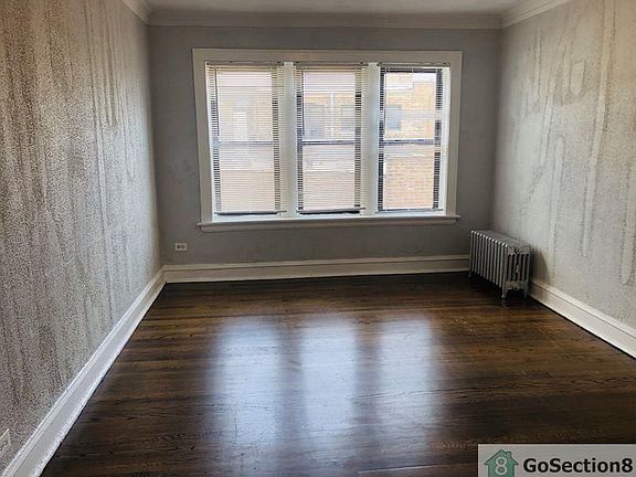 2nd image of 8301 S Paulina St