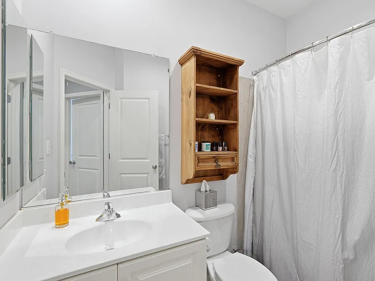 1358 S Carolina Ave SE — Photo 24