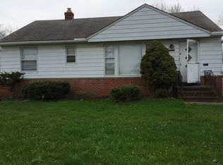 20654 Centuryway Rd, Maple Heights, OH 44137