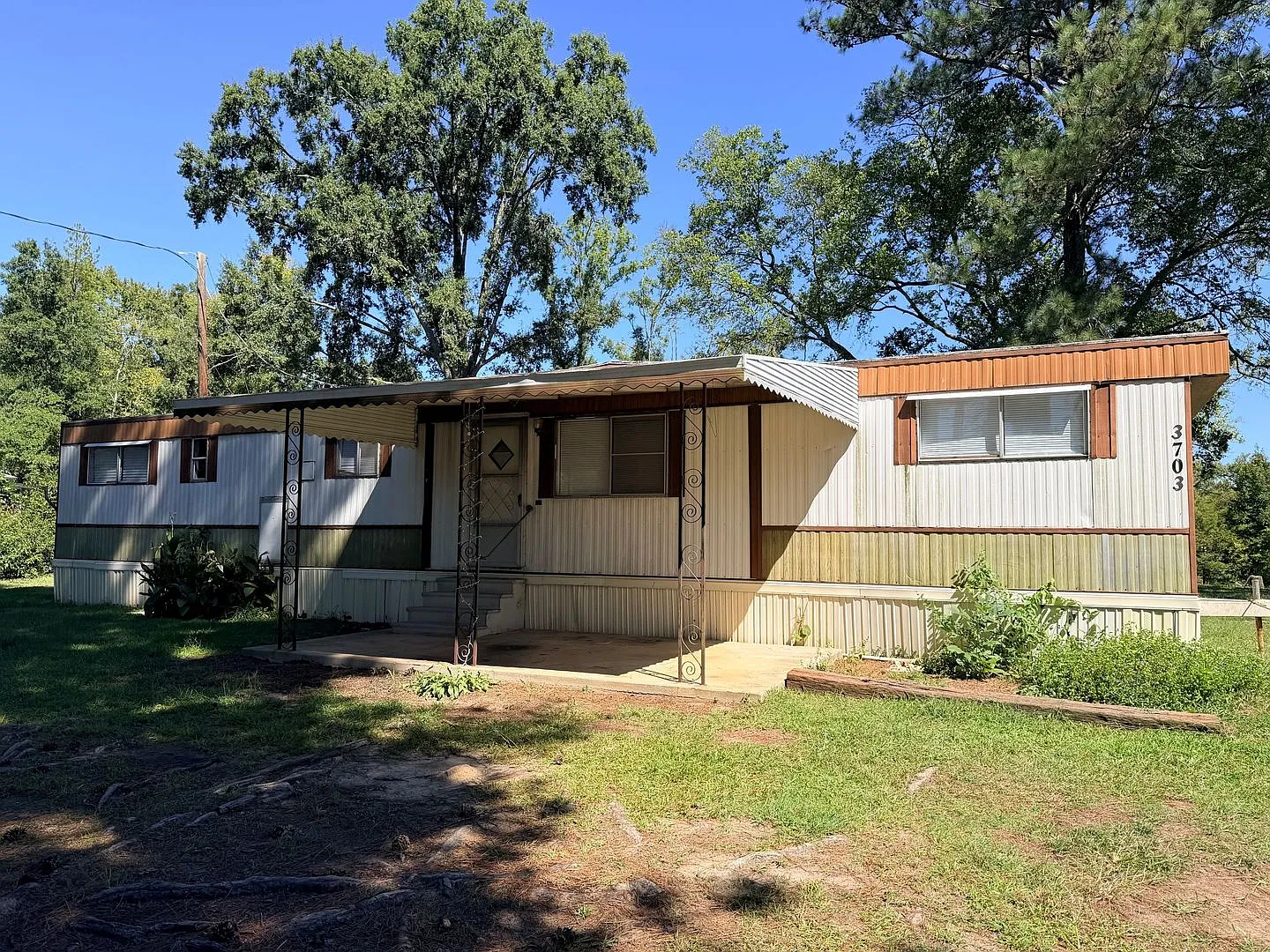 3703 Hwy 25 South* — Photo 1