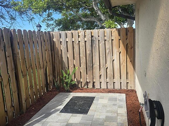 4th image of 3801 Waterview Cir