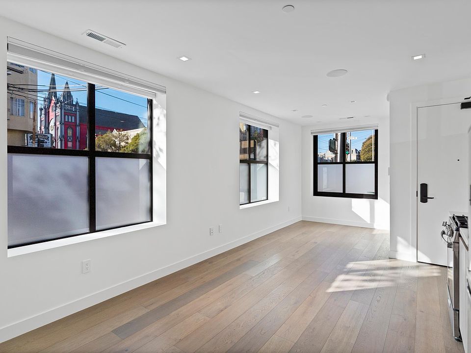 1st image of 3099 22nd St #1