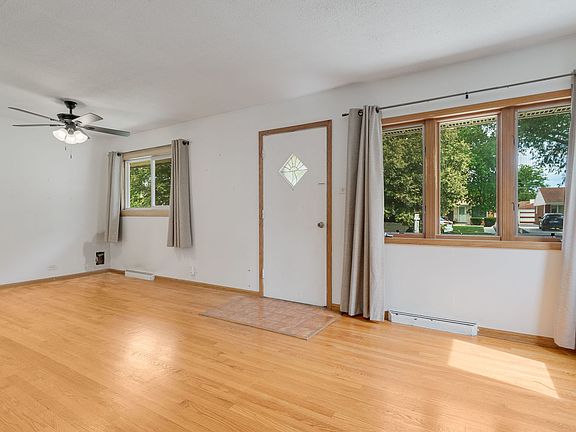 3rd image of 2808 S 10th Ave