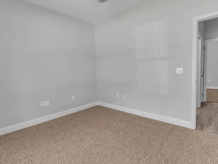 2281 Tom St — Photo 16