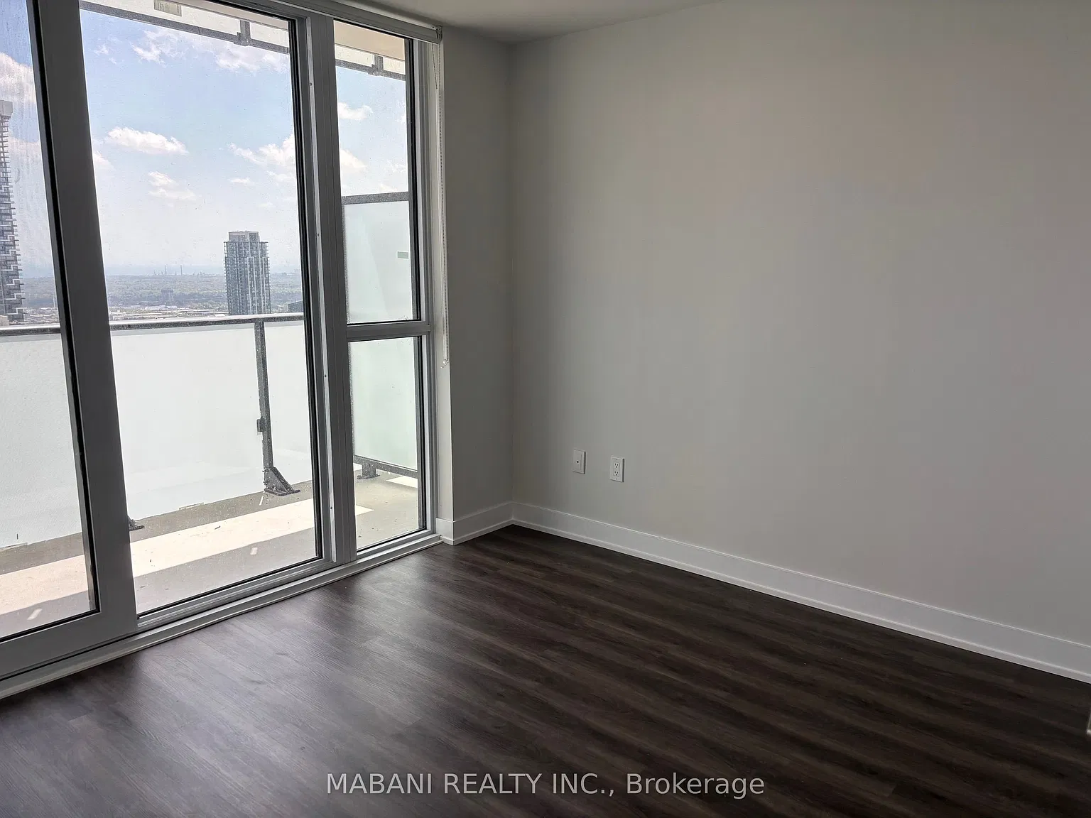 2 bed, $2,900 — Photo 4