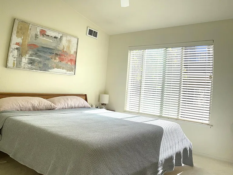 First ensuite bedroom