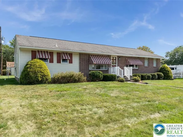 4320 Winfield Ter, Easton, PA 18045