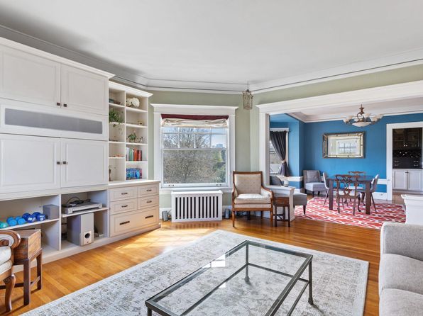 2083 NW Johnson St APT 56