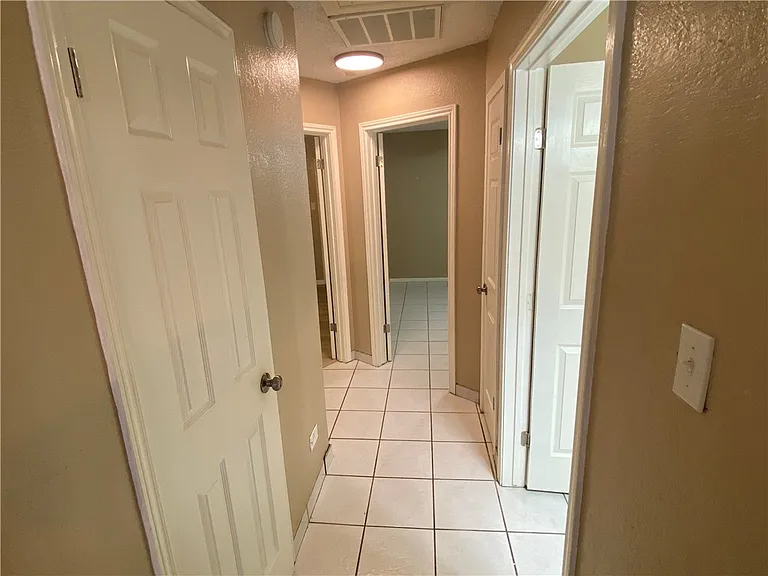 7201 Kress Cir #F1 — Photo 10